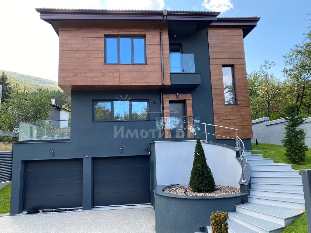 Продава Къщa София Бояна  1300000 EUR - снимка 2