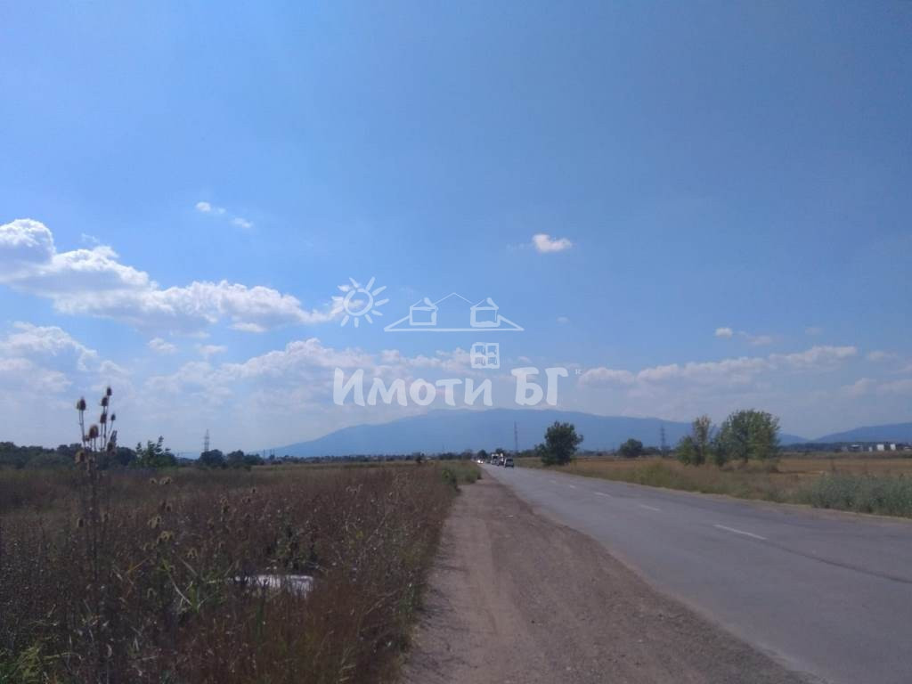 Продава Парцели Промишлени София Требич  140000 EUR - снимка 4