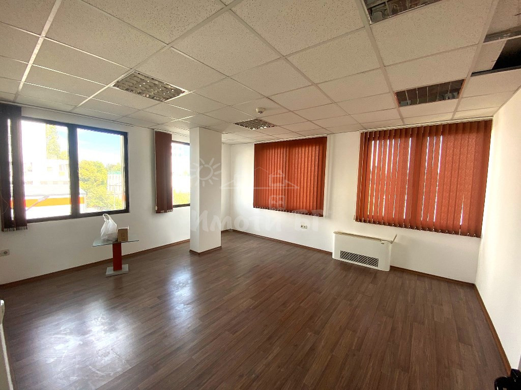Продава Офис в Офис Сгради София Дружба 1   -  172800 EUR - снимка 2