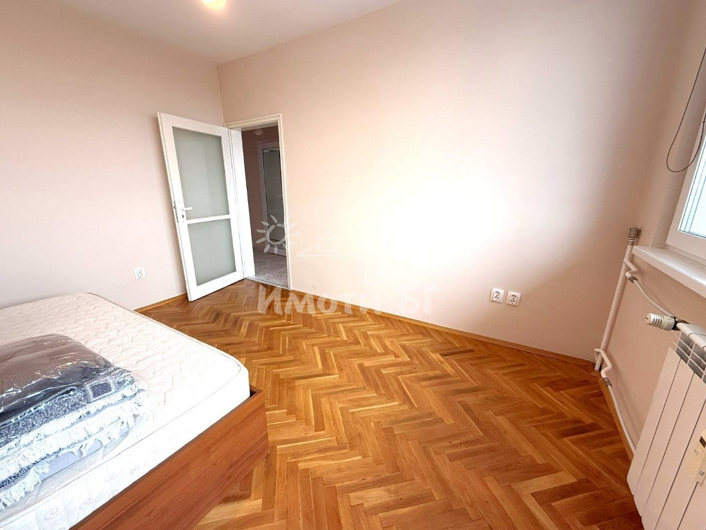 Под Наем Четиристаен Апартамент  София Мусагеница   -  800 EUR - снимка 13