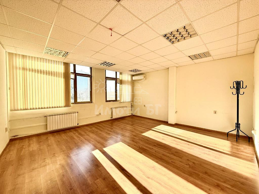 Под Наем Офис в Офис Сгради София Дианабад   -  2835 EUR - снимка 11