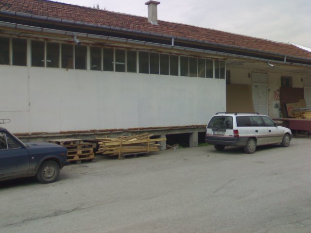 Под Наем Склад Хале област Велико Търново - ГОРНА ОРЯХОВИЦА 2800 € - снимка 2