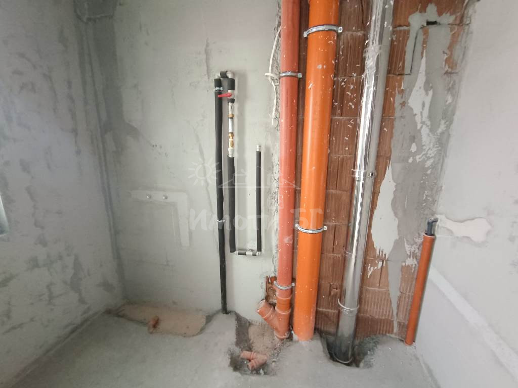 Продава Тристаен Апартамент  София гр. Банкя   -  266800 EUR - снимка 4