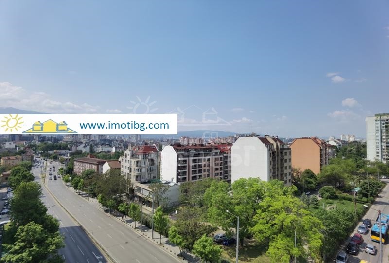 Продава Двустаен Апартамент София Банишора  193999 EUR - снимка 12