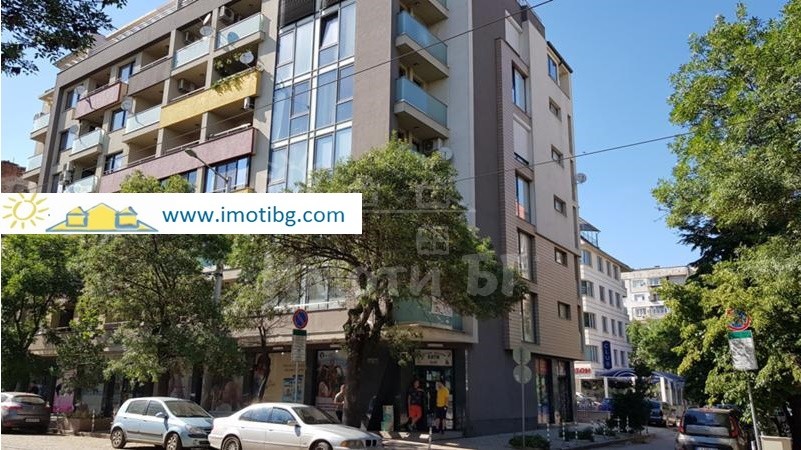 Продава Офис в Жилищни Сгради София Зона Б-18  317000 EUR