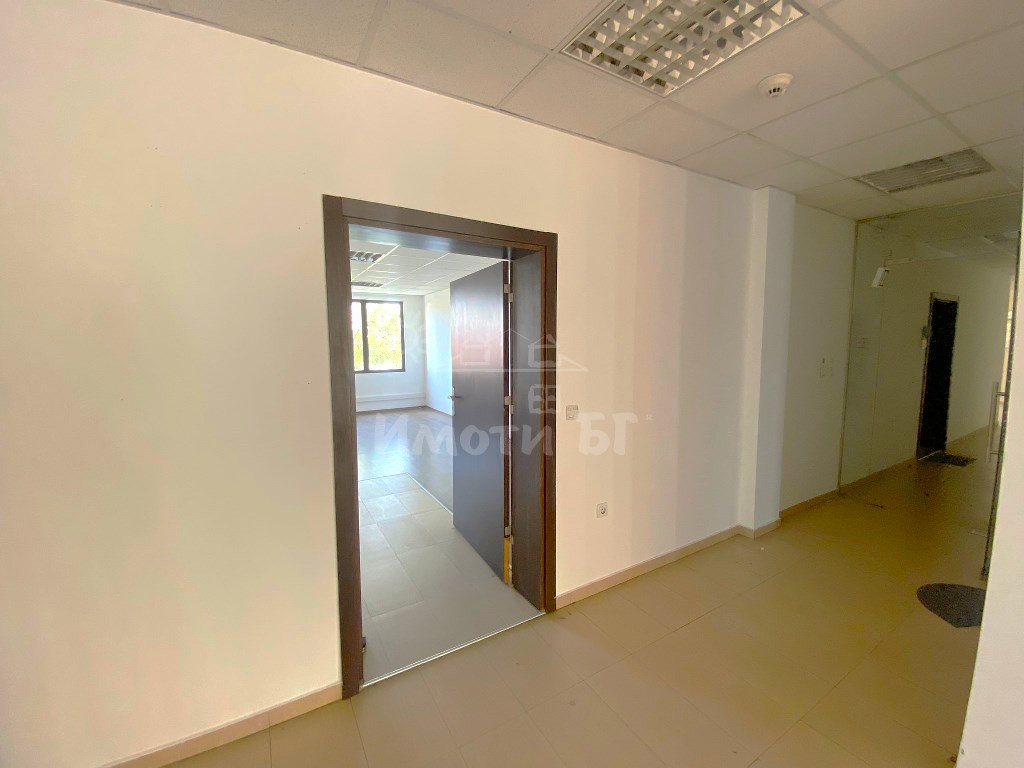 Продава Офис в Офис Сгради София Дружба 1   -  172800 EUR - снимка 6