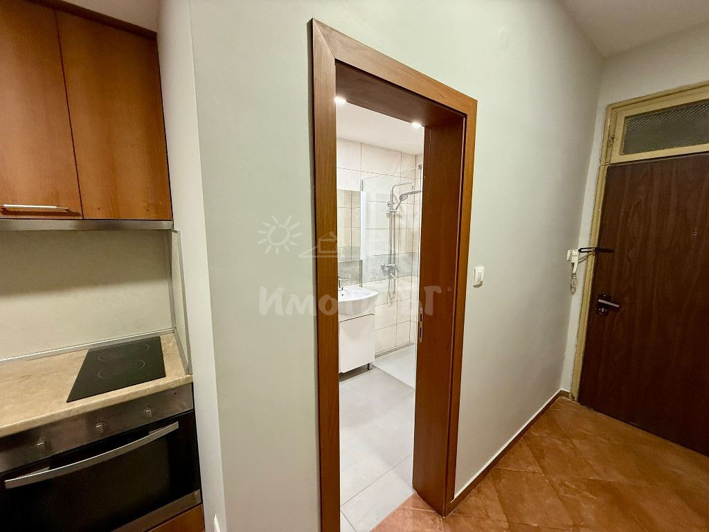 Под Наем Двустаен Апартамент София Център  -  600 EUR - снимка 7