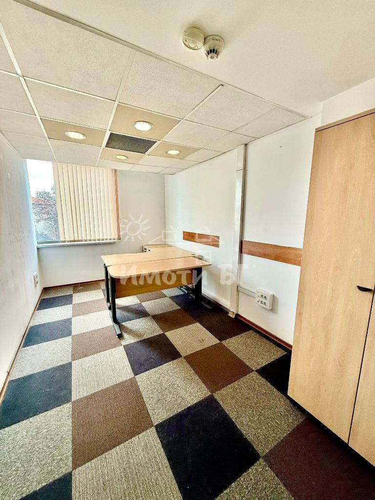 Под Наем Офис в Офис Сгради София Медицинска академия  -  2296 EUR - снимка 9