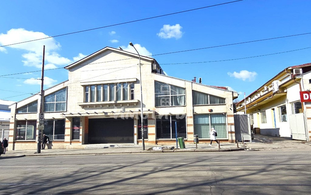 Под Наем Офис сграда София Център  -  13000 EUR