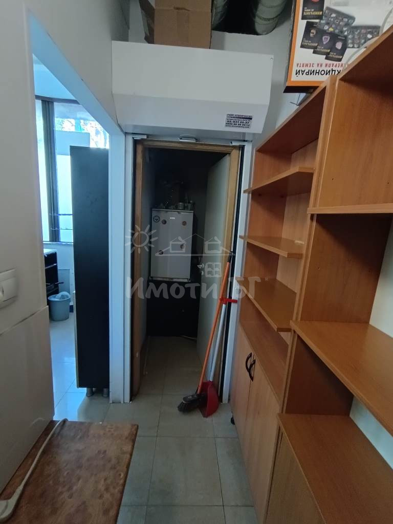 Под Наем Офис в Жилищни Сгради София Хаджи Димитър   -  900 BGN