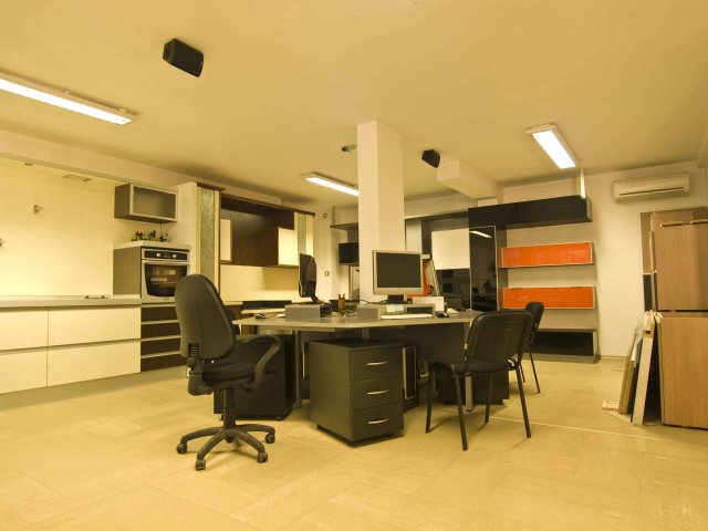 Продава Магазин София - Зона Б19  500000 € - снимка 4