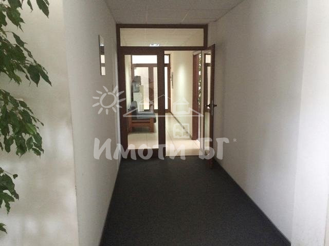 Под Наем Офис в Офис Сгради София Хладилника  4060 EUR - снимка 6