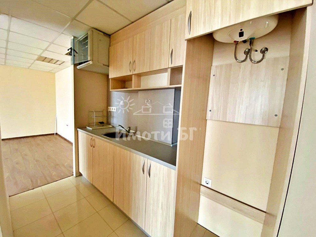 Под Наем Офис в Офис Сгради София Студентски град  -  1525 EUR - снимка 5