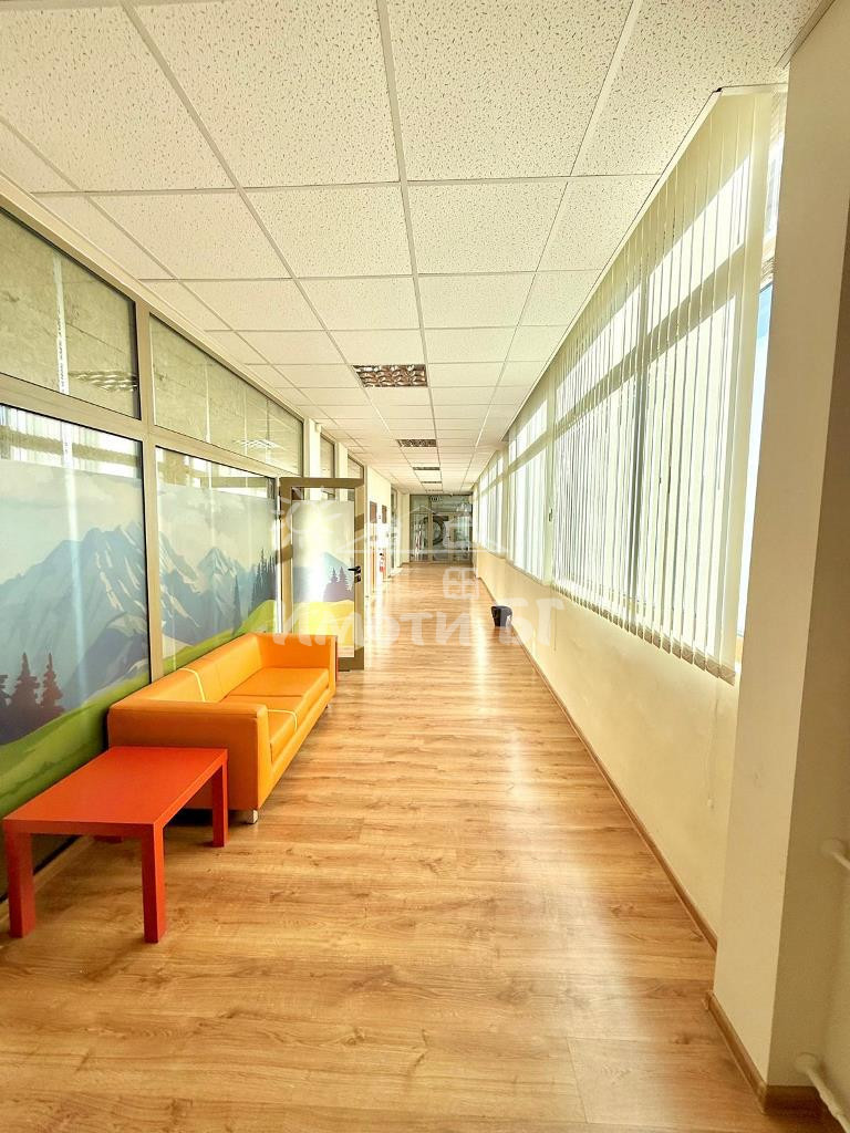 Под Наем Офис в Офис Сгради София Изток   -  2835 EUR - снимка 13
