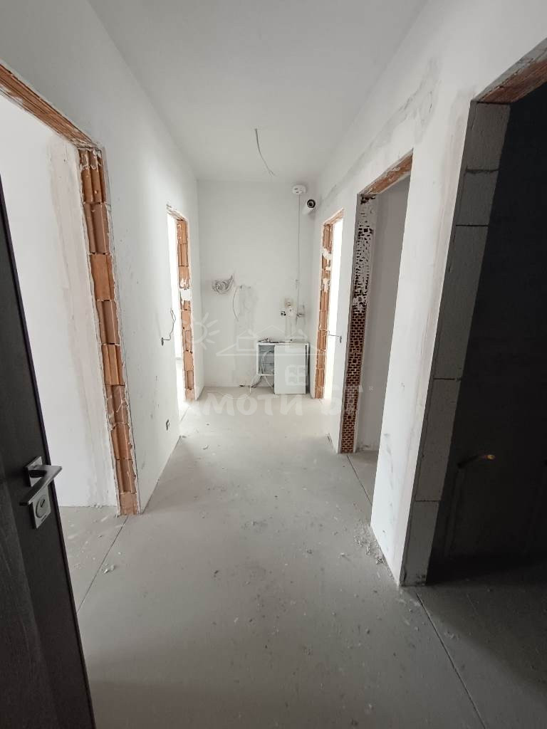 Продава Тристаен Апартамент  София гр. Банкя   -  266800 EUR - снимка 2