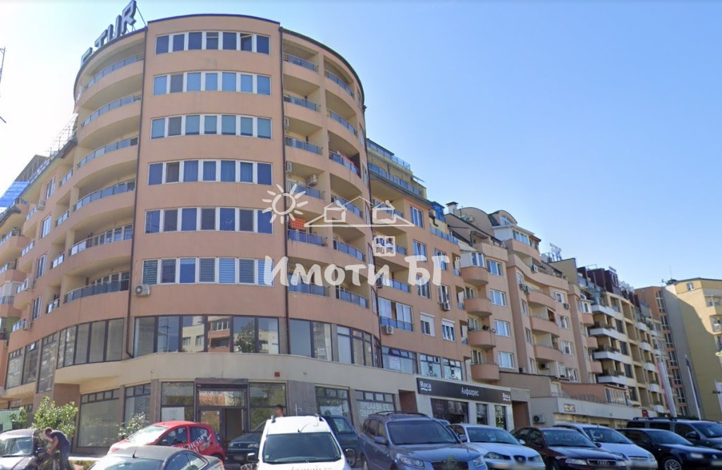 Под Наем Магазин София Дианабад   -  799 EUR