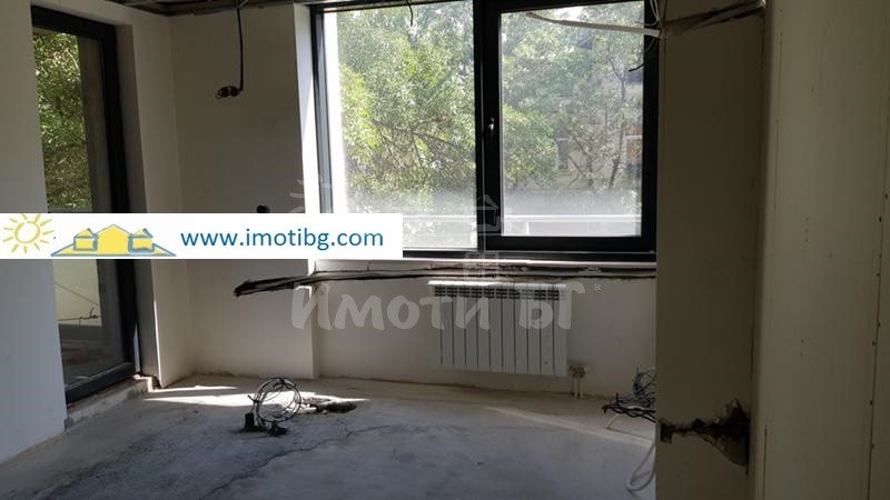 Продава Офис в Жилищни Сгради София Зона Б-18  317000 EUR - снимка 9