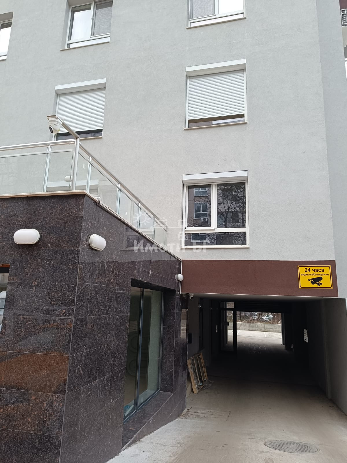 Под Наем Офис в Жилищни Сгради София Редута   -  1200 EUR - снимка 10