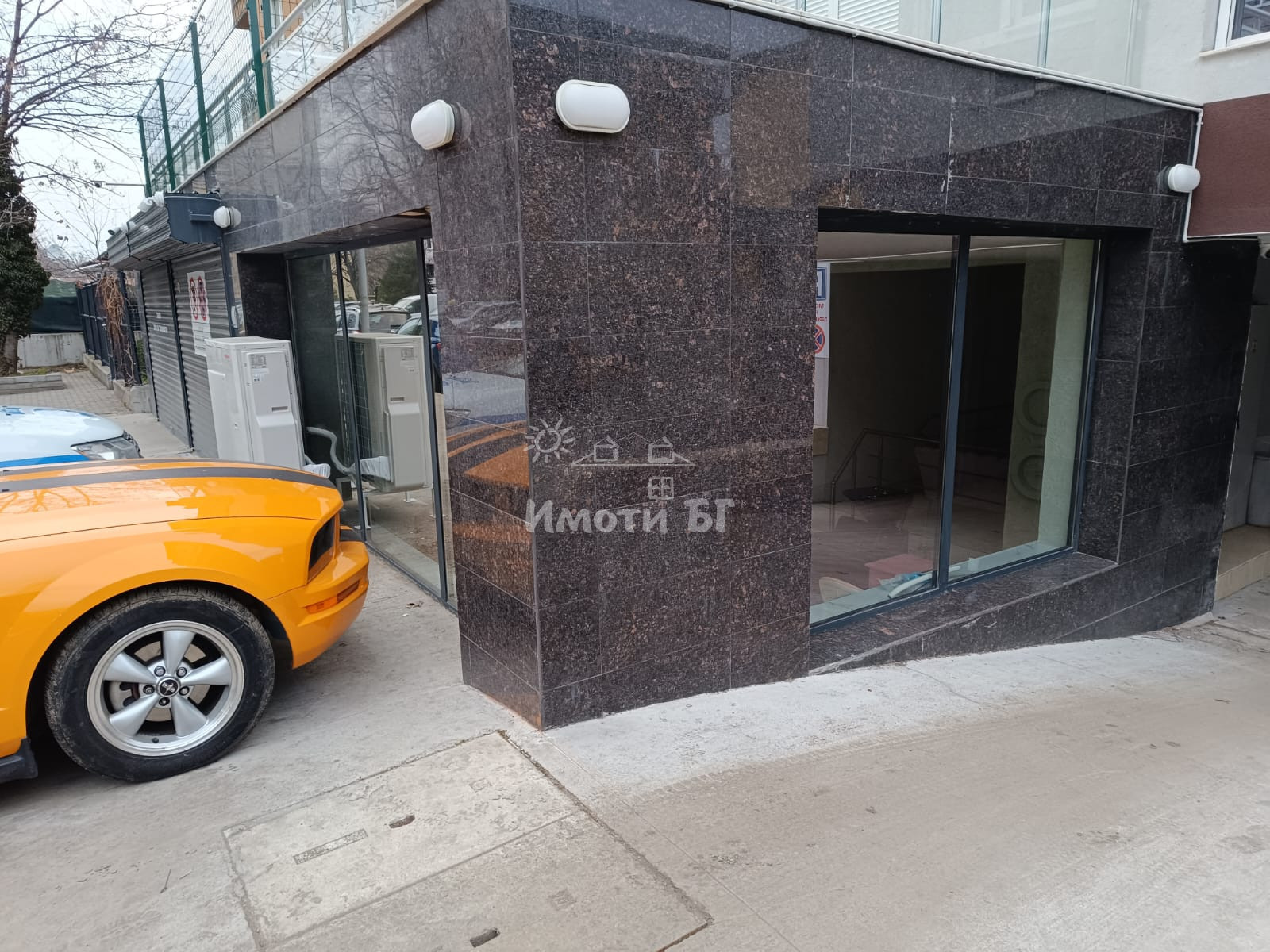 Под Наем Офис в Жилищни Сгради София Редута   -  1200 EUR - снимка 11