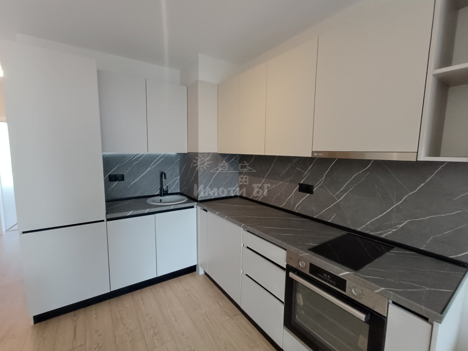 Под Наем Двустаен Апартамент София Малинова долина   -  650 EUR - снимка 4