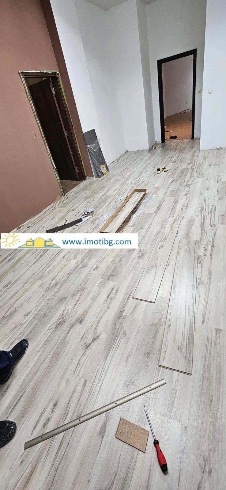 Под Наем Офис в Жилищни Сгради София Полигона   -  730 EUR