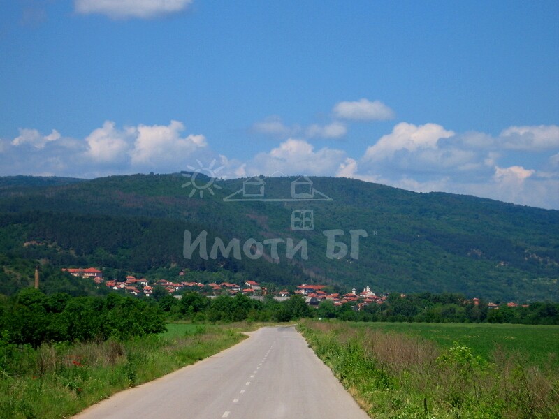 Продава Земеделска земя област София ДРАГОВИЩИЦА 124440 EUR