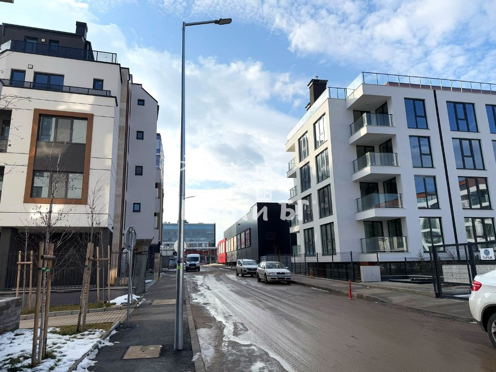 Под Наем Двустаен Апартамент София Малинова долина   -  650 EUR - снимка 12