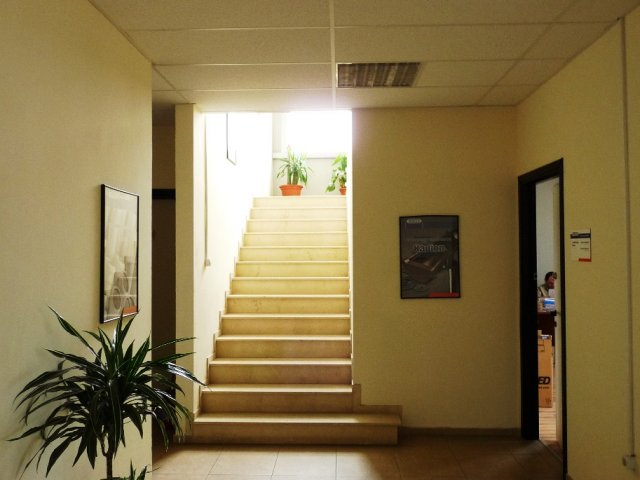 Под Наем Склад Хале София - Казичене  12500 € - снимка 5