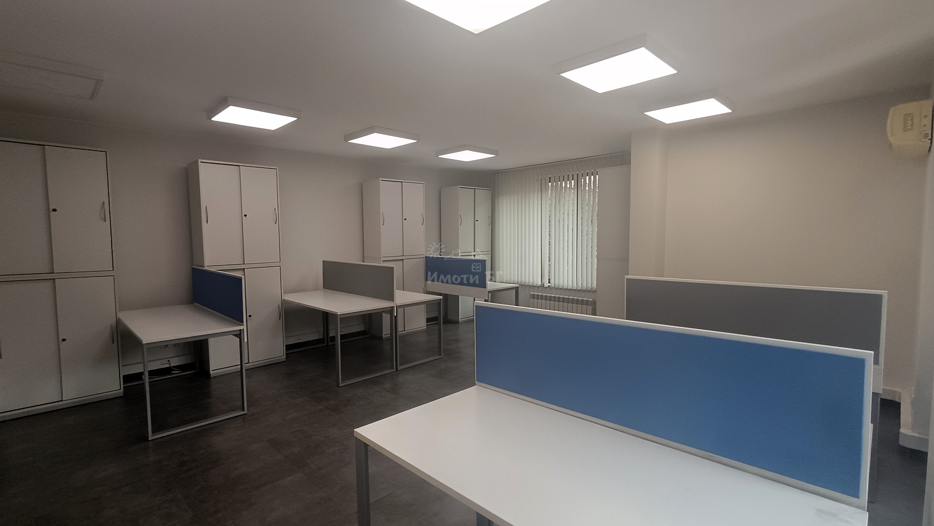 Под Наем Офис в Офис Сгради София Център  -  1250 EUR
