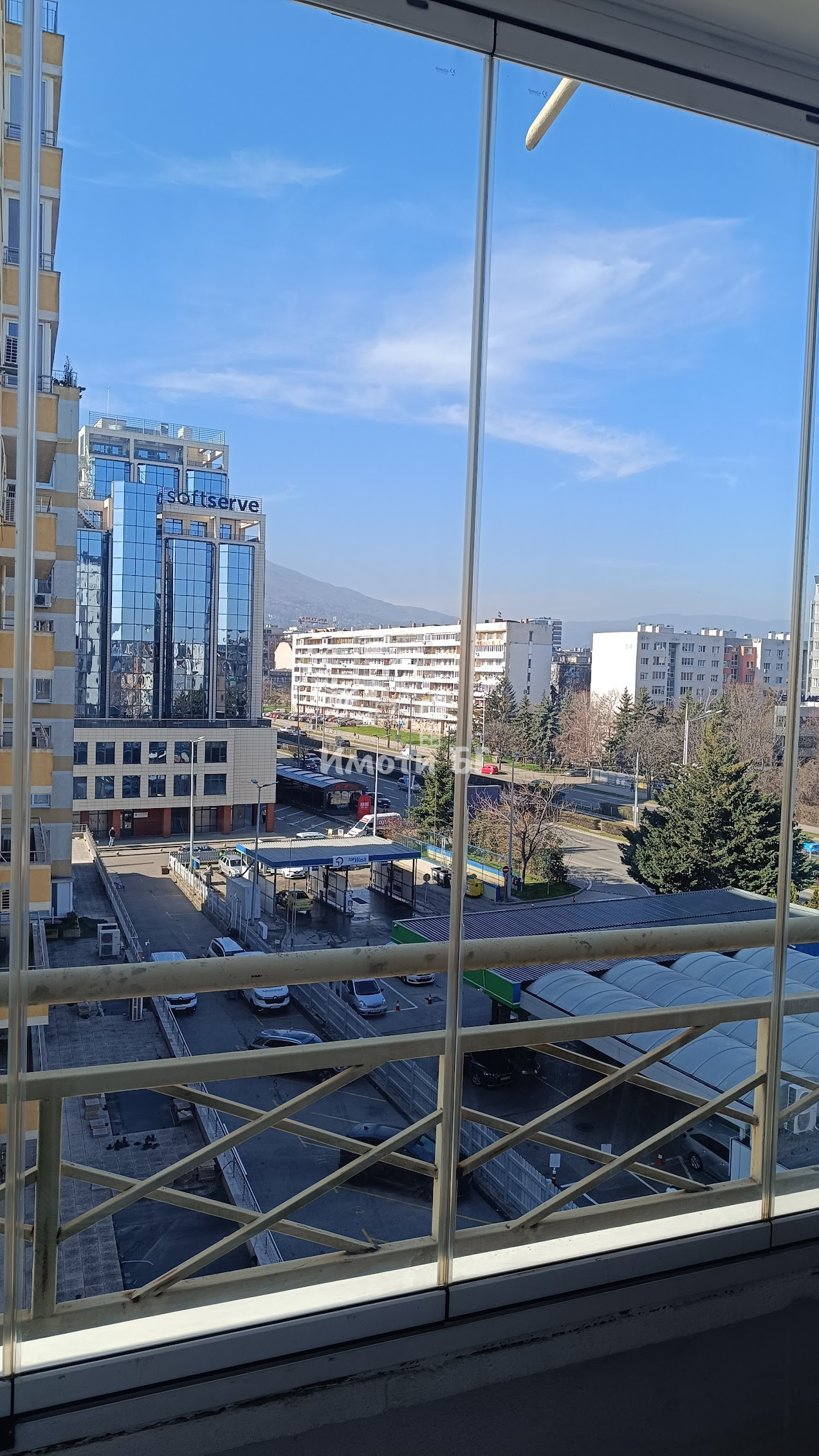 Продава Тристаен Апартамент  София Гоце Делчев   -  450000 EUR - снимка 17