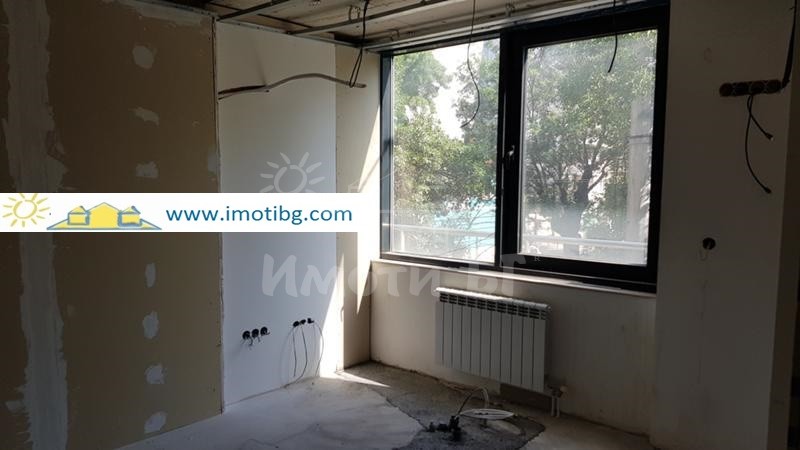 Продава Офис в Жилищни Сгради София Зона Б-18  317000 EUR - снимка 8