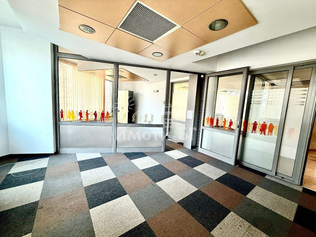 Под Наем Офис в Офис Сгради София Медицинска академия  -  2296 EUR - снимка 6