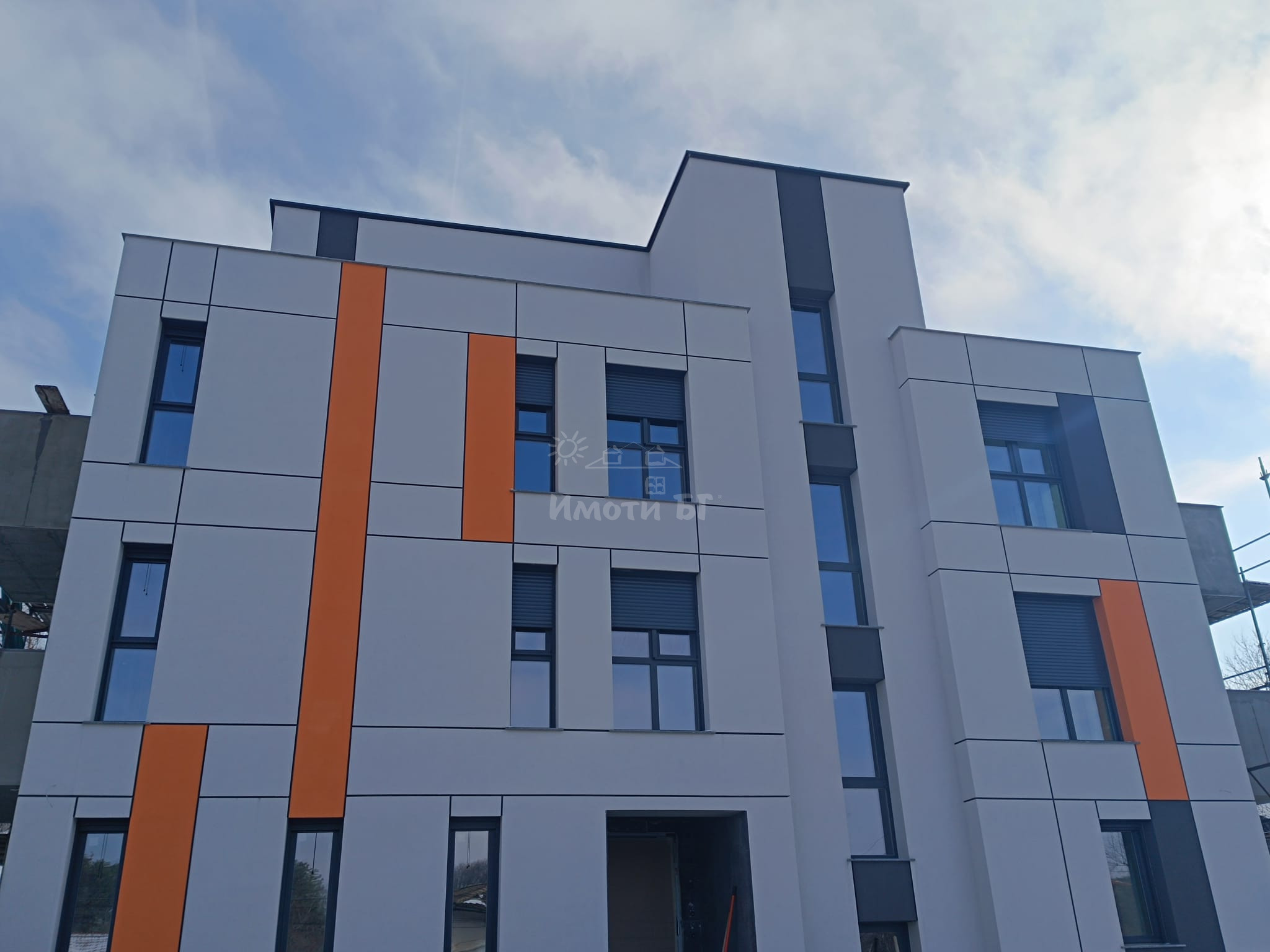 Продава Тристаен Апартамент  София гр. Банкя   -  266800 EUR - снимка 1
